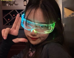 Colorful Luminous Glasses