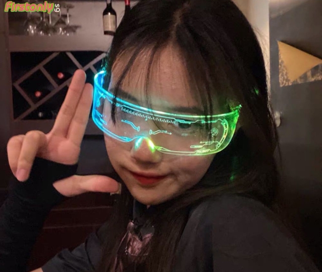 Colorful Luminous Glasses